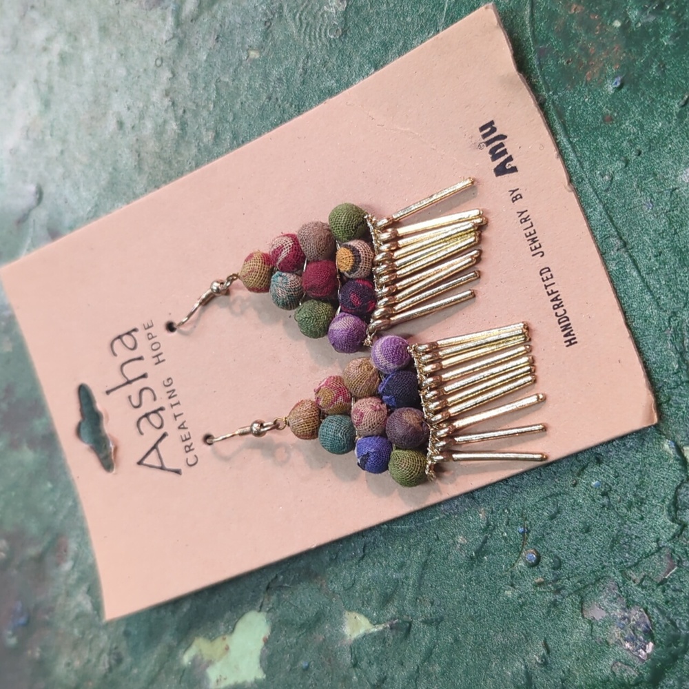 NWT Aasha by Anju Sari Scrap Beaded Gold Look Dangle Bohemian Earrings Fringe